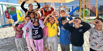 Uludağ Güç sarsıntının yıl dönümünde Hatay’da umut ışığı olmaya devam ediyor