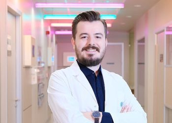 Uzmanı uyardı! Arkadaş ya da etraf önerisi ile antidepresan kullanılması çok tehlikeli!