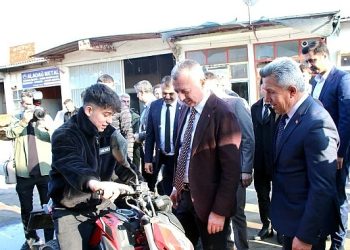 Kandıra’da güç birliği: Büyükakın, Turan ve Ölmez birlikte esnaf gezdi