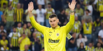 Fenerbahçe’de Livakovic gerçeği: Ayrılığın kapısından dönmüş!