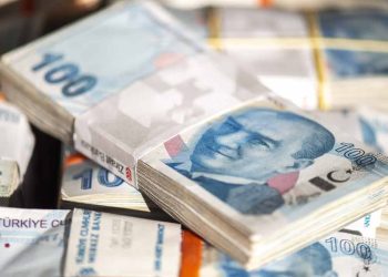 Bütçe nisanda 177,8 milyar TL açık verdi