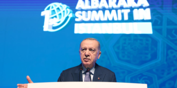 Cumhurbaşkanı Erdoğan’dan itiraf: Yastık altını ekonomiye sokamadık