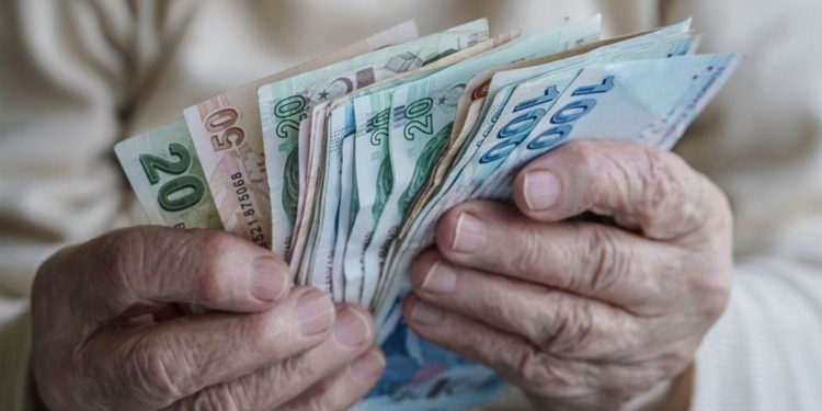 En düşük emekli maaşı 12.500 TL olacak!