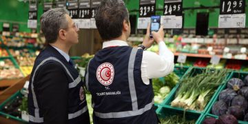 Fahiş fiyat ve stokçuluğun cezaları artırılıyor: Kanun teklifi Meclis’e sunuldu!