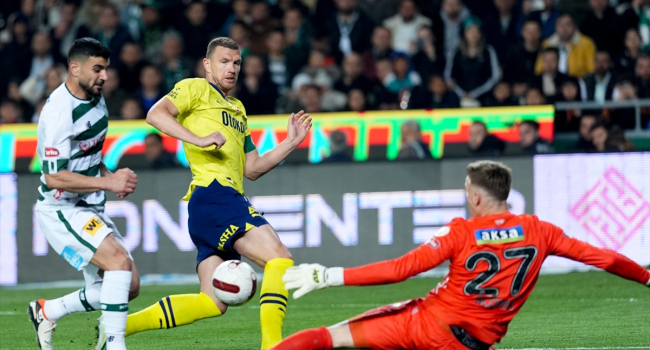 Fenerbahçe, Konyaspor deplasmanında iki puan bıraktı