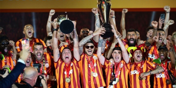 Galatasaray 24. şampiyonluğunu kutladı