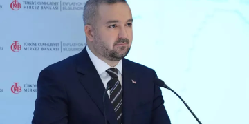 TCMB Başkanı’ndan dezenflasyon açıklaması