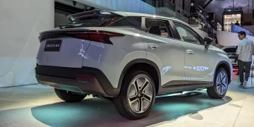 Çinli otomobillere büyük kanca: Ek vergi resmen onaylandı