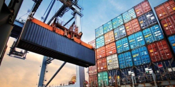 Dış ticaret açığı mayısta yüzde 48 geriledi