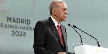 Erdoğan: Türkiye bölgesinin cazibe merkezi