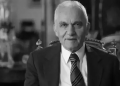 Eski Bakan Yaşar Yakış hayatını kaybetti