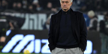 Fenerbahçe Mourinho’yu KAP’a bildirdi