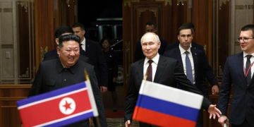 Putin ile Kim, Pyongyang’da görüştü