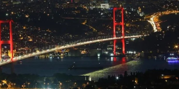 SON DAKİKA… 15 Temmuz Şehitler Köprüsü, çift yönlü trafiğe kapatıldı