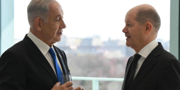 Scholz, Netanyahu ile telefonda görüştü