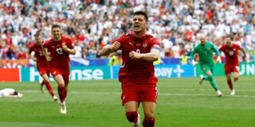 Sırbistan, Slovenya karşısında 1 puanı son anda kurtardı