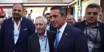 Ali Koç ve Aziz Yıldırım Divan Kurulu toplantısında yan yana!