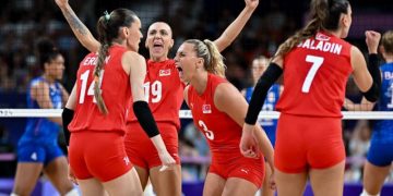 Filenin sultanlarından tarihi geri dönüş: Hollanda’yı 3-2 yendi