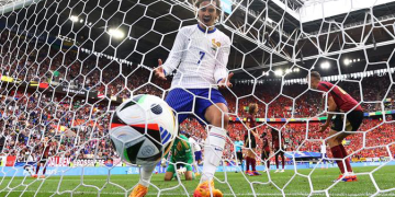 Fransa çeyrek finalde