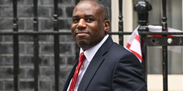 İngiltere Dışişleri Bakanı Lammy, acil ateşkes çağrısında bulundu