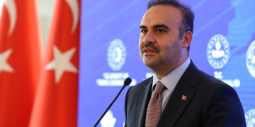 Otomotivde yeni yatırım açıklaması: İmza olabilir