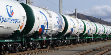 Rusya’nın dost ülkelere benzin sevkiyatı yüzde 70 geriledi