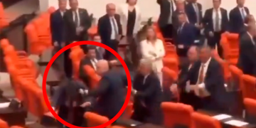 TBMM’de olay: Yumruklar havada uçuştu
