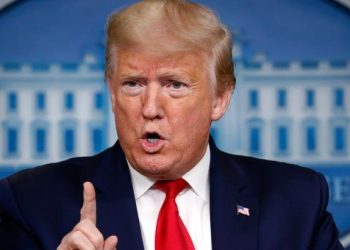 Trump’tan ‘Bitcoin’ tavsiyesi: Satmayın hızla yükselecek
