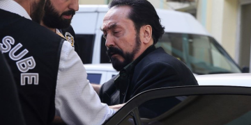 Yargıtay Adnan Oktar’a 8 bin 658 yıl hapsi onayladı