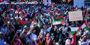 Ayasofya Meydanı’nda “Haniye’den son çağrı” mitingi