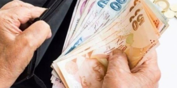 Emekli maaşı farkları için ödeme tarihi belli oldu