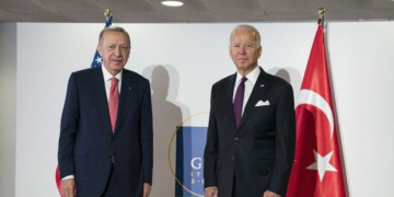 Erdoğan ile Biden arasında kritik görüşme