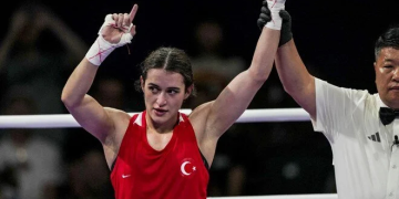 Esra Kahraman yarı finale adını yazdırdı