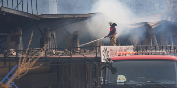 İzmir’deki yangınla ilgili uyarı: Felaketin eşiğinden dönüldü!