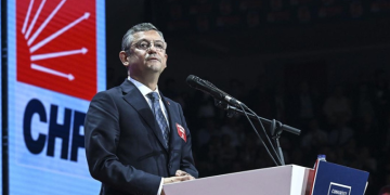 Özgür Özel kongrede sert çıktı: Burayı provoke ettirmem