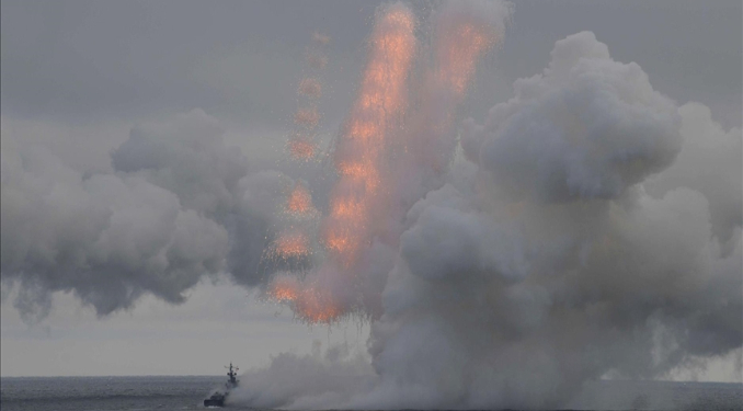 Ukrayna: Rus denizaltısını batırdık