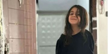 3 bakandan Narin Güran’ın mezarına ziyaret