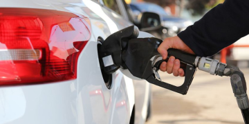 Araç sahipleri dikkat! Motorine zam geliyor