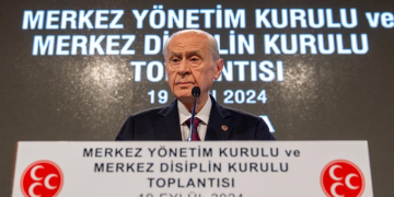 Bahçeli’den Anayasa çıkışı: 4 maddeye şaşı bakanlar yok hükmündedir