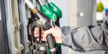 Benzine gece yarısı zammı!