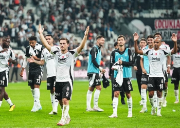 Beşiktaş, Avrupa maçında Ajax deplasmanında