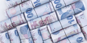 Bütçe ağustosta açık verdi