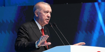 Erdoğan: Oyun platformları gençleri zehirliyor