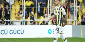 Fenerbahçe’de beklenen ayrılık gerçekleşti!