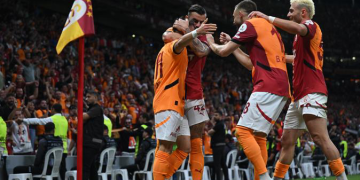 Galatasaray 3 puanı 3 golle aldı