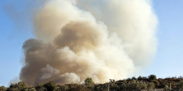 Hizbullah, İsrail’in kuzeyini onlarca füzeyle vurdu