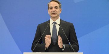 Miçotakis silah yatırımı için Türkiye’yi suçladı