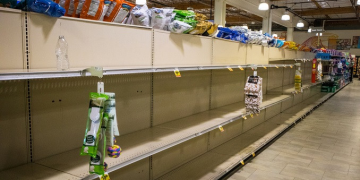 ABD’de liman grevi: Tuvalet kağıdı raflarını boşalttılar