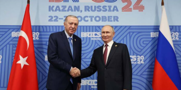 BRICS Zirvesinde Cumhurbaşkanı Erdoğan, Putin ile bir araya geldi