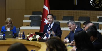 Bakan Bayraktar: Irak’ta 3 sahada petrol arıyoruz